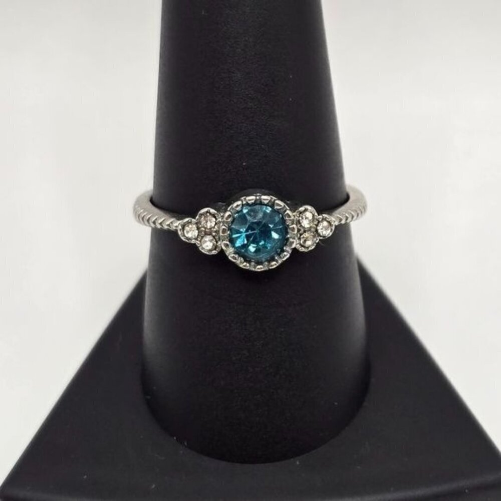 Ring Set With Blue & Clear Stones In Silver Tone For Women Size 9 (NWOT) - Picture 5 of 5